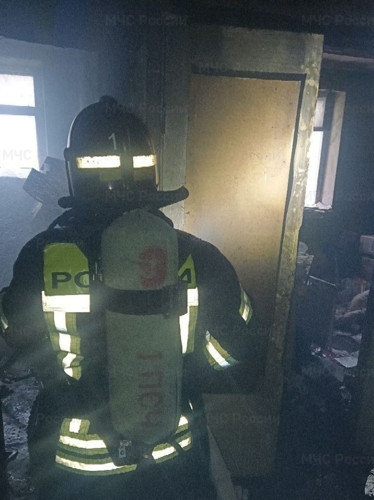 В Геническе 9 января потушили пожар в подъезде жилого дома
