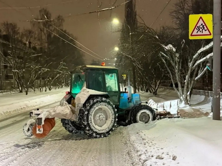Ночью с 8 на 9 января с йошкар-олинских улиц вывезли 4550 кубов снега