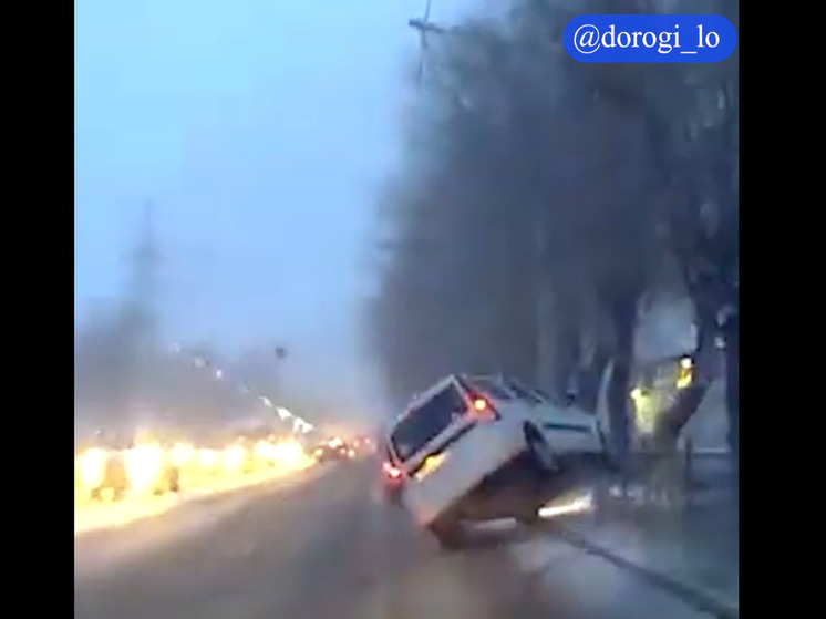 Жителей Ленобласти попросили отказаться от агрессивного стиля вождения