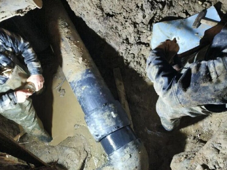 В Горячем Ключе из-за аварии на водоводе несколько тысяч человек остались без воды