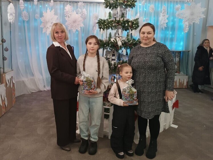 В Чувашии поздравили детей участников СВО