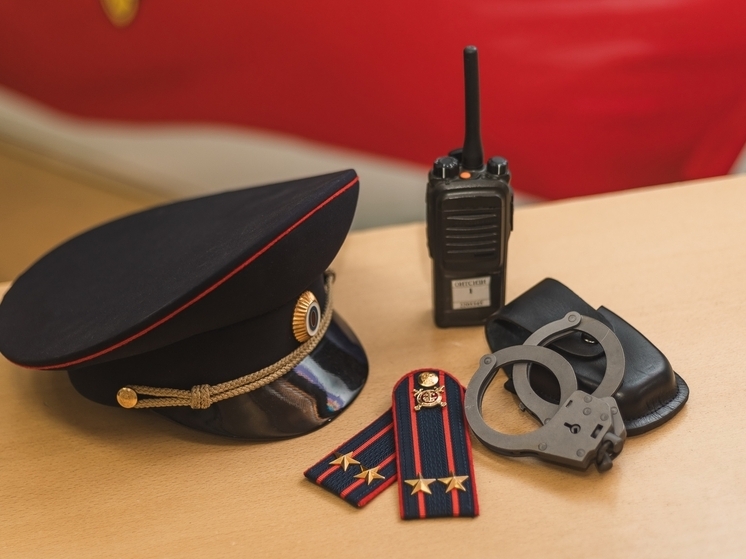 В Костроме рецидивист обокрал детей своей знакомой во время застолья