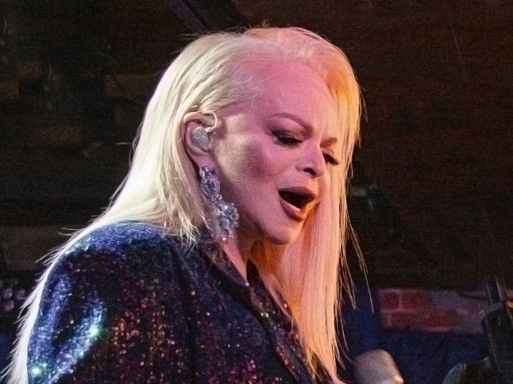 Лурье готова обратиться к приставам для принудительного выселения Долиной