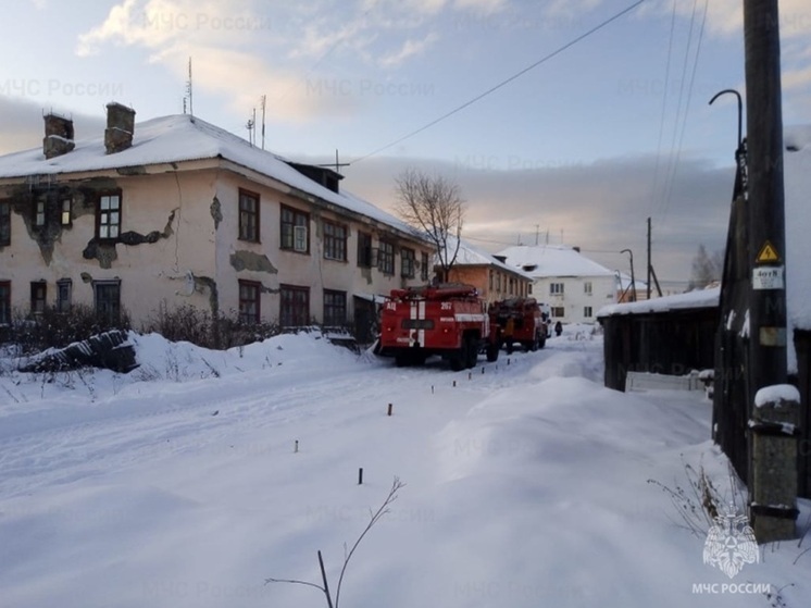 В Верхнем Тагиле при пожаре в двухэтажном доме пострадал человек