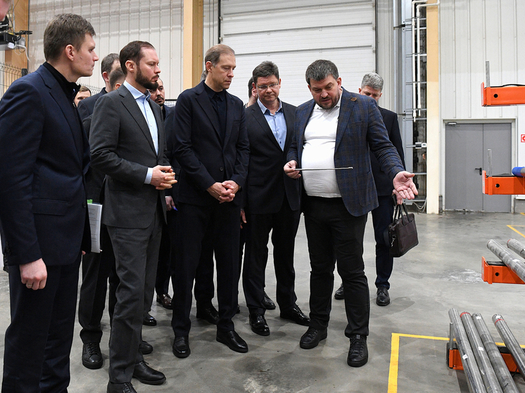 Денис Мантуров и Виталий Королев побывали на инновационных предприятиях Тверской области