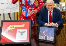 Дональд Трамп вновь заявил о стратегических притязаниях Соединенных Штатов на Гренландию, арктический остров, являющийся частью Королевства Дания. Его слова о том, что США «примерно через два месяца» займутся островом, поскольку Дания не способна самостоятельно обеспечить там безопасность, прозвучали с новой силой на фоне недавней операции американского спецназа в Венесуэле. 