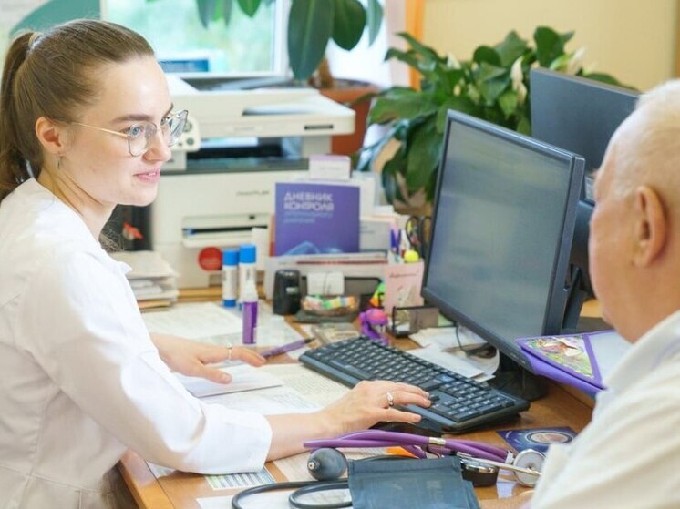 В больницы Ивановской области пришли работать 310 молодых медиков