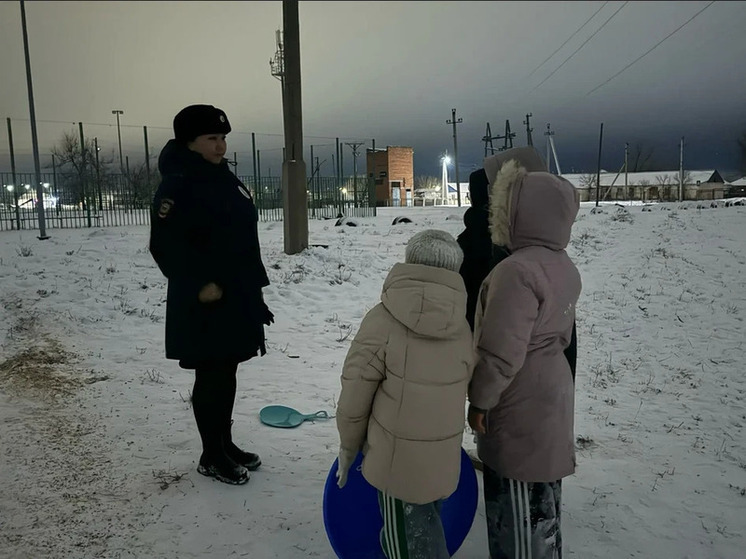 В районах Калмыкии провели операцию «Зимние каникулы»