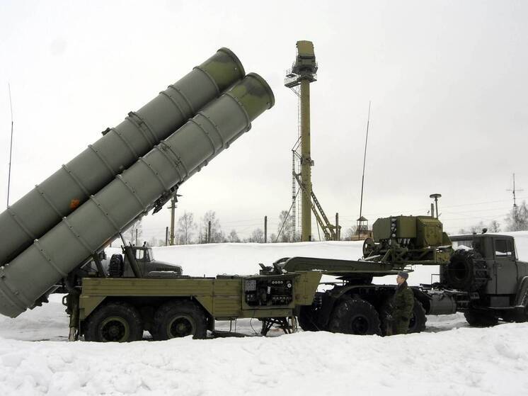 Собянин: силы ПВО сбили беспилотник, летевший на Москву