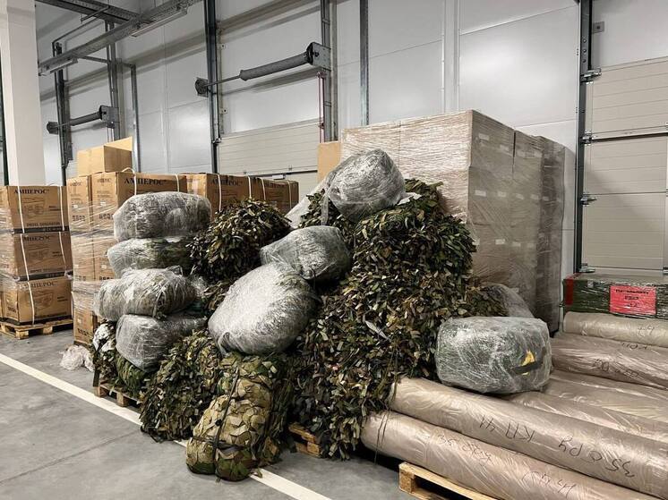 450 фур гумпомощи бойцам СВО отправила Новосибирская область в 2025 году