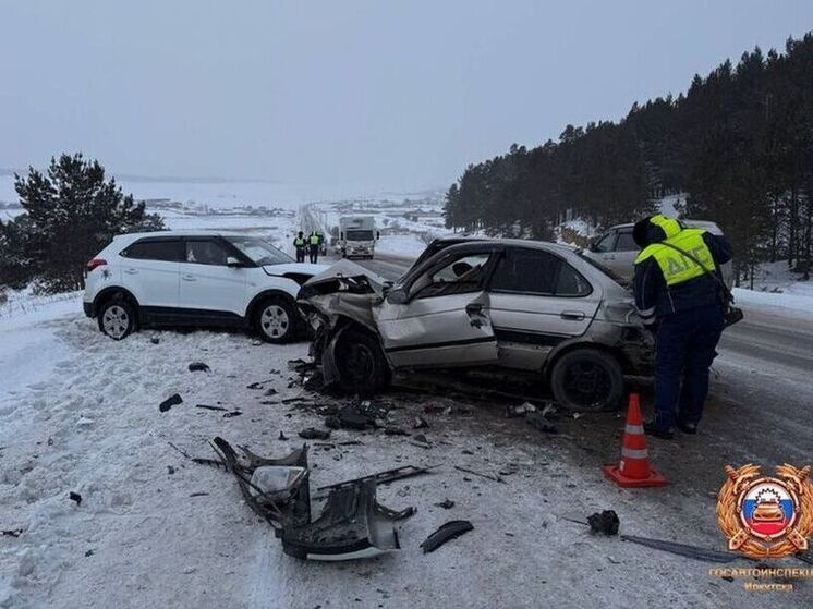 Двое детей пострадали в ДТП в Иркутском округе