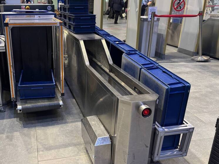 Из-за снегопадов и гололеда в Москве из Абакана не могут улететь самолеты