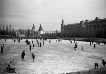 Оливье, селёдка под шубой, шампанское в хрустальных фужерах и, конечно, мандарины — без этого набора Новый год в советской Астрахани был просто немыслим