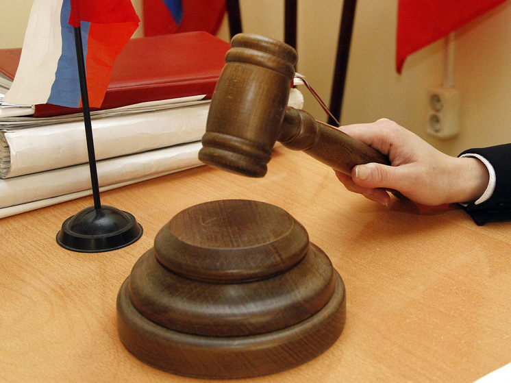 Автогонщик подал в суд за то, что ему  испортили машину перед заездом