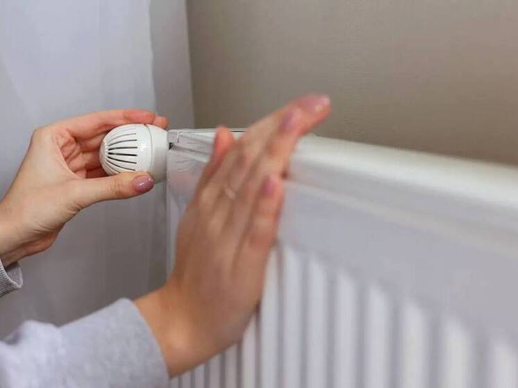 В Салехарде аварийные бригады устраняют прорыв на теплотрассе