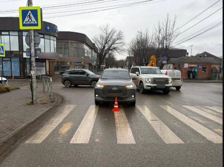 В Ессентуках лихач на иномарке сбил 8-летнего мальчика на пешеходном переходе
