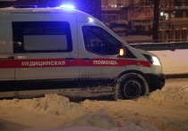 Пока дорожные службы отчитываются о работе, оперативные сводки из подмосковных городов напоминают донесения с фронта: заблокированные дворы, застрявшие машины скорой помощи и нарастающее социальное напряжение