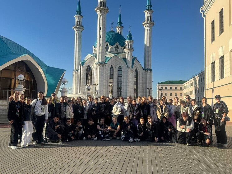 780 запорожских школьников посетили города России по проекту «Культурная карта 4+85»