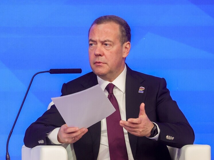 Медведев опубликовал кадры удара «Орешником» с предупреждением лидерам ЕС