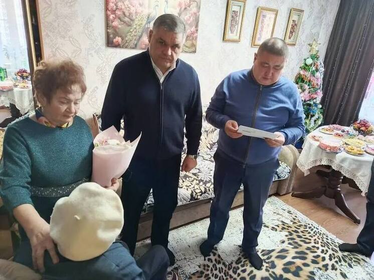 В Уфе участницу  войны поздравили со 106-м днем рождения