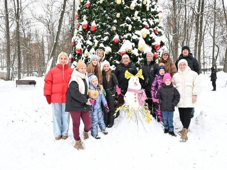 В Серпухове прошел семейный Фестиваль снеговиков