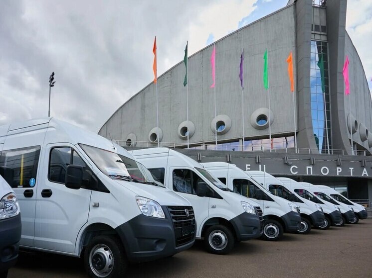 Четыре муниципальные спортшколы Красноярского края получили новый транспорт
