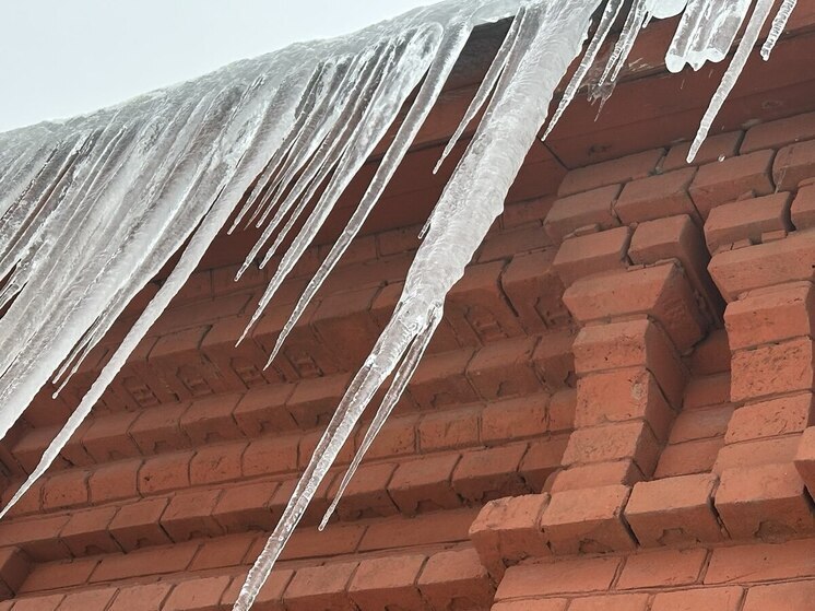 Пензенцы жалуются на неубранные дороги и опасные сосульки