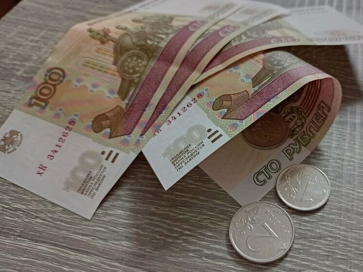 Суд в Саратове обязал предпринимателя вернуть покупателю 75 тысяч за непоставленные двери