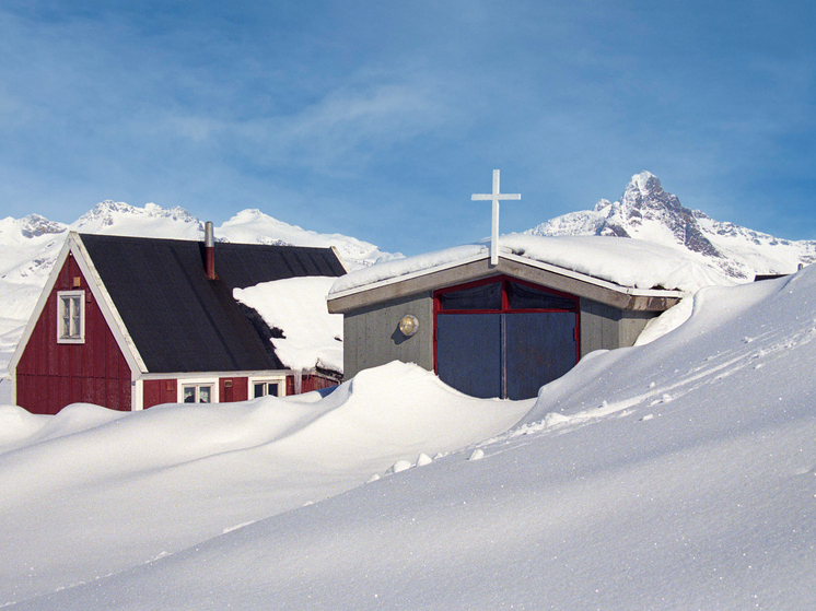 Парламентские партии Гренландии осудили давление США на остров