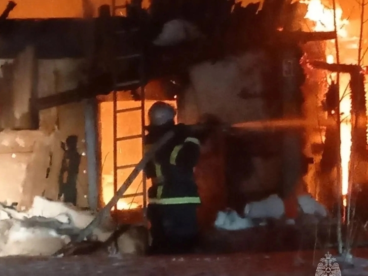 Мужчина и женщина погибли на пожаре в Первомайском районе