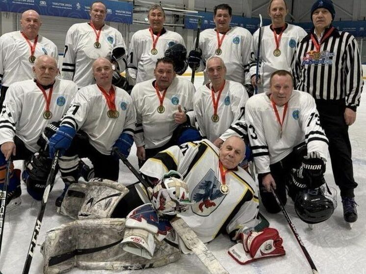 Турнир ветеранов хоккея прошел в Якутске: «Сокол» одерживает победу