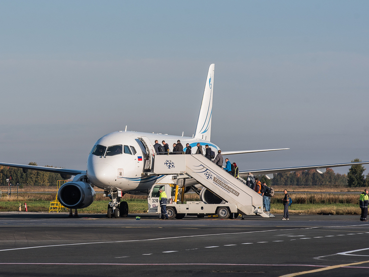 Восемь рейсов задерживаются в новосибирском аэропорту Толмачёво 11 января