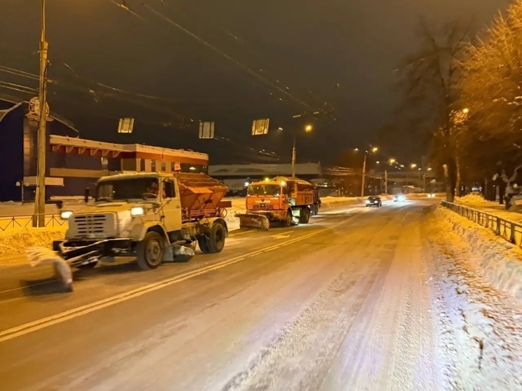 Более 5,7 тыс. кубов снега вывезено с улиц Йошкар-Олы за одну ночь