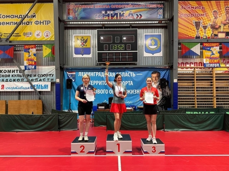 Ветераны настольного тенниса встретились на турнире в Гатчине