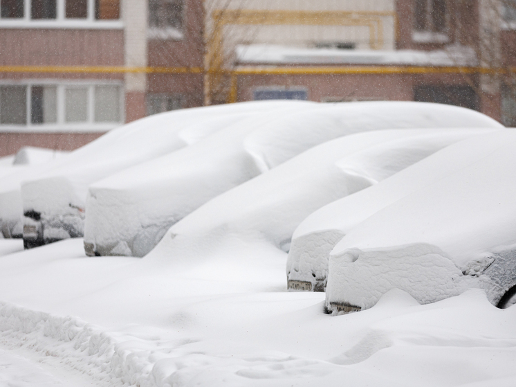 Сугробы в Москве превысили климатическую норму