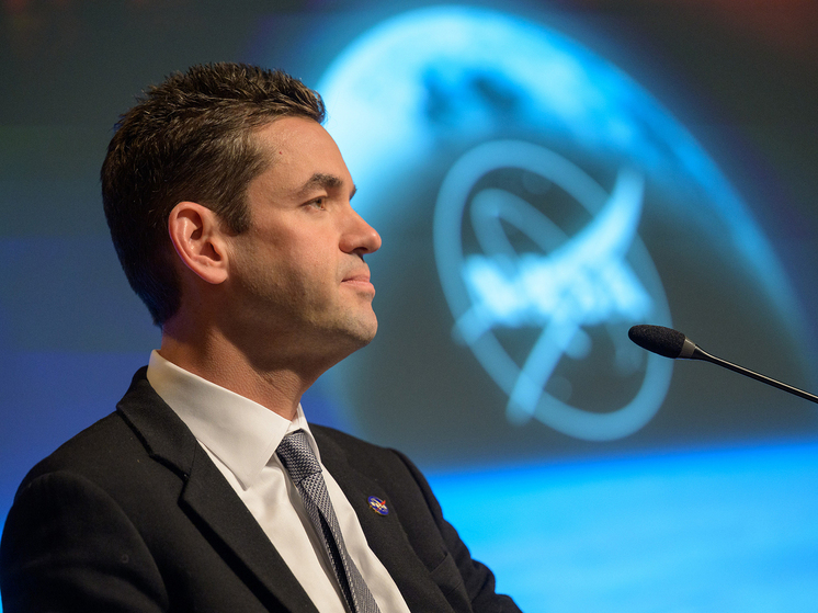 Американское космическое агентство сообщило о досрочном возвращении экипажа с МКС