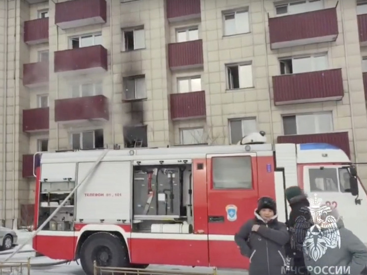 В Кызыле в многоквартирном доме произошел пожар