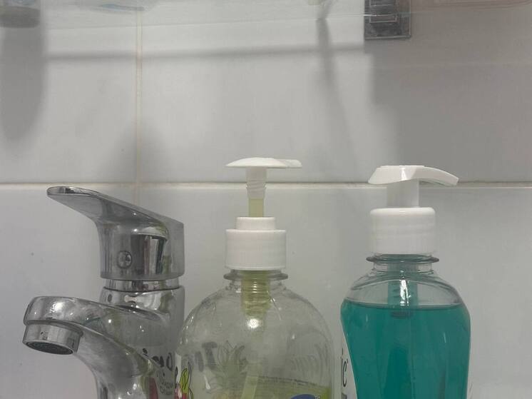 Калининградцам напомнили, почему антисептик не заменит мыло