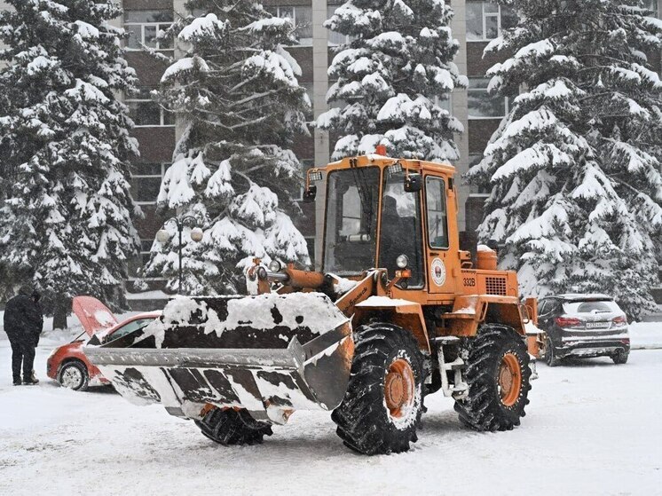 Третий день коммунальные службы Серпухова работают в усиленном режиме