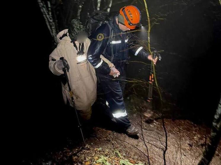 Семья с ребёнком заблудилась в тумане у Байдарских ворот в Ялте