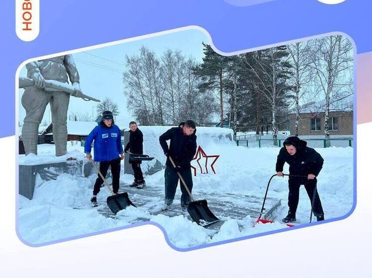 На помощь коммунальщикам в борьбе с осадками вышел "снежный десант"