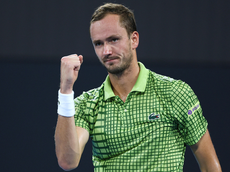 Российский теннисист Даниил Медведев уверенно стартовал в новом сезоне, выиграв турнир ATP-250 в Брисбене