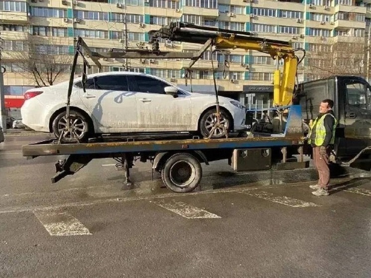 В двух районах Волгограда сотрудники Госавтоинспекции провели проверки