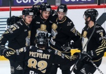 11 января 2026 года «Трактор» в Челябинске со счётом 4:1 победил «Сибирь», одержав четвёртую победу подряд — лучший результат в сезоне. Главный тренер Евгений Корешков отметил улучшение игры в обороне, дебют защитника Марка Родионова и важность командной самоотдачи. Следующий матч — 14 января против «Автомобилиста».