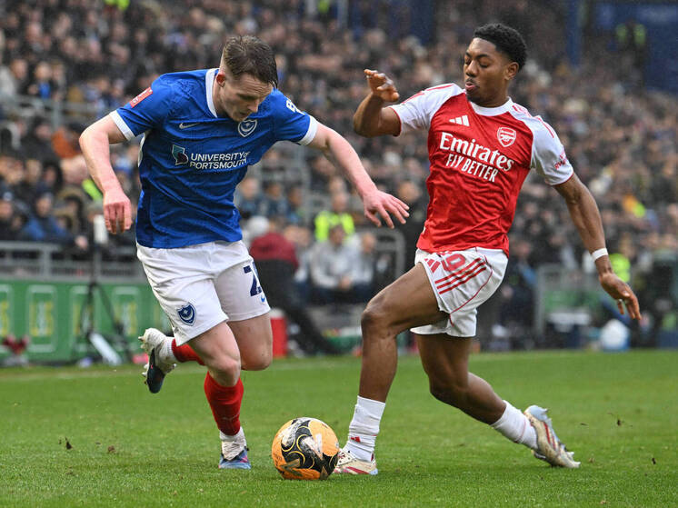 11 января 2026 года «Арсенал» разгромил «Портсмут» со счётом 4:1 в третьем раунде Кубка Англии. Габриэль Мартинелли оформил первый хет-трик за клуб, дважды отличившись с угловых и один раз после паса Жезуса. «Арсенал» вышел в четвёртый раунд, продолжая демонстрировать эффективность в стандартных положениях — 17 голов с угловых в сезоне 2025/26.