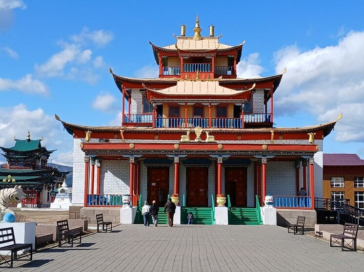 В Бурятии впервые проведут буддийский молебен на бурятском языке