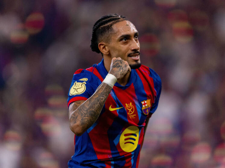 «Барселона» победила «Реал Мадрид» со счётом 3:2 в финале Суперкубка Испании 11 января 2026 года в Джидде. Рафинья забил два гола, Левандовски — один. Несмотря на удаление де Йонга и давление «Реала» в концовке, каталонцы удержали преимущество и завоевали 16-й титул Суперкубка.