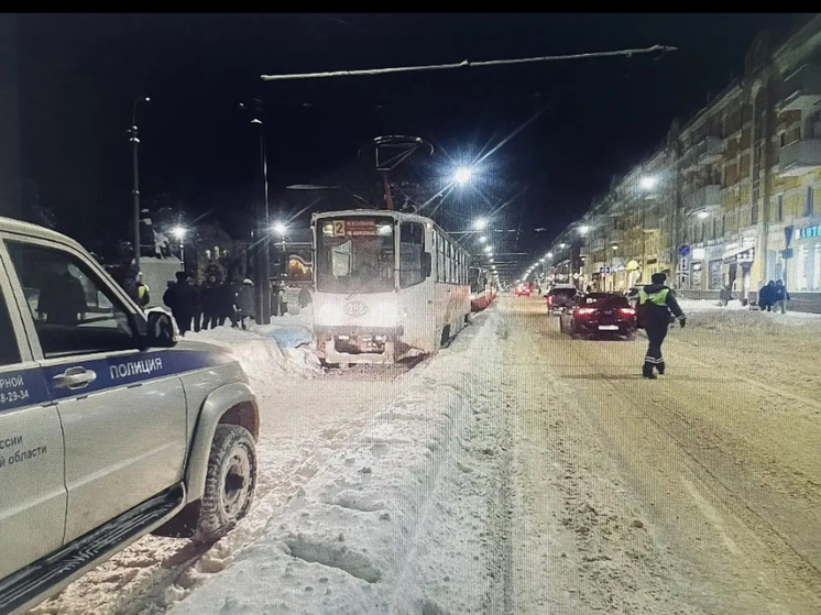 В Смоленске возбуждено уголовное дело по факту гибели пешехода в ДТП с трамваем