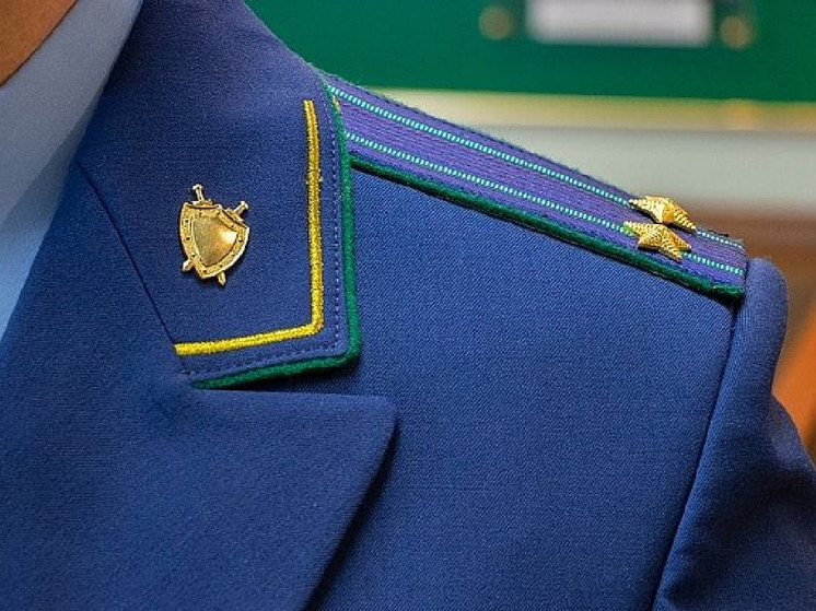 Мэр Барнаула поздравил прокуроров с профессиональным праздником