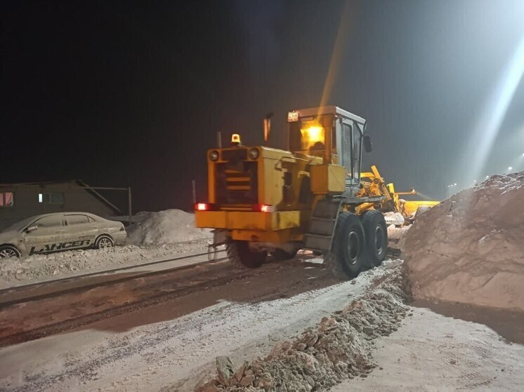 С наступлением зимы в Кемерове из города было убрано свыше 800 тысяч кубических метров снежной массы